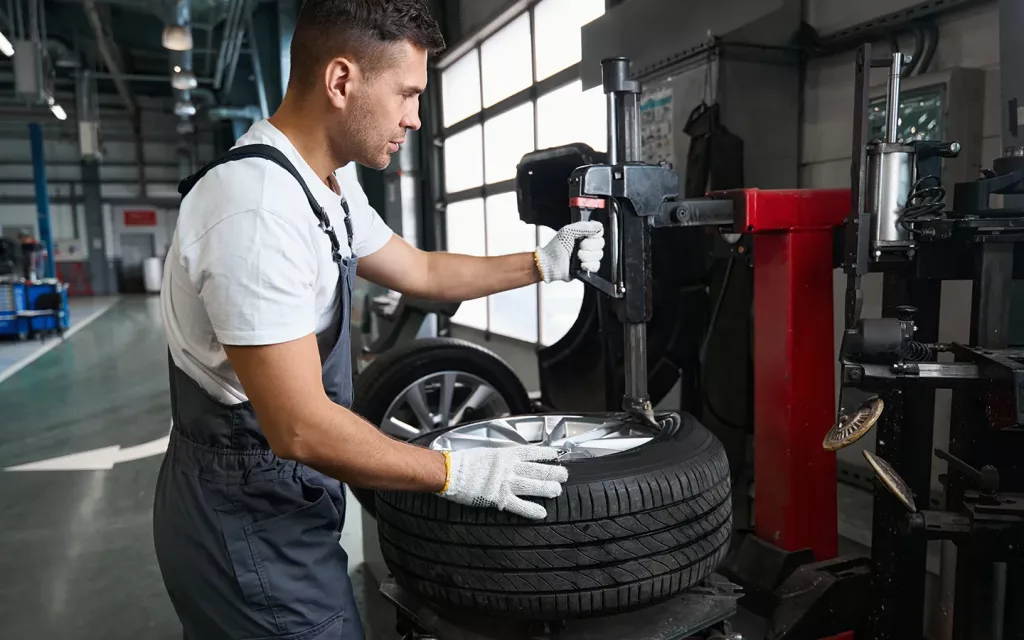 cambio-gomme-e-controllo-sensori-tpms